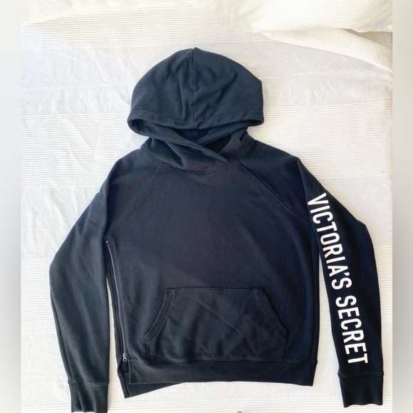 Victoria’s Secret Hoodie With Functional Zipper - Picture 2 of 13